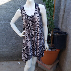 Isabella Rodriguez‎ Snake Dress